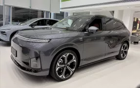 Xpeng G9L 1